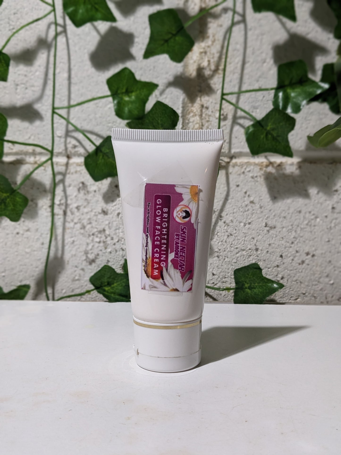 BRIGHTENING FACE CREAM